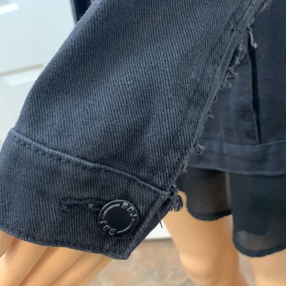 Boom boom jeans Large Black Rose Appliqued Distressed Long Sleeve Button Jacket - Picture 6 of 14